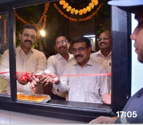 Lucknow Development Authority Office, Gomti Nagar, Lucknow. Glimpses from inauguration by Shri Prathmesh Kumar (IAS), Vice Chairman of LDA in the gracious presence of prominent officers of Govt. of Uttar Pradesh. Getting such an overwhelming response is something motivates us to serve you the best. #Nestle #GoodFood_GoodLife